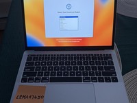 MacBook Pro 2017 (No Touch Bar) - 13"