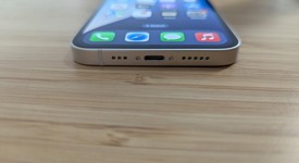 Good
													Apple iPhone 12 - Unlocked, White, 64 GB, A2172, photo 3 of 13
