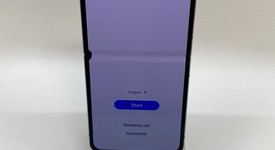 Fair
													Samsung Galaxy Z Flip4 5G - Unlocked, Rose Gold, 128 GB, 8 GB, SM-F721U1, photo 4 of 4