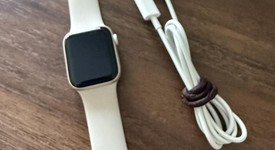 Mint
													Apple Watch SE 2nd Gen 40mm - Starlight, A2722 - GPS, Aluminum, photo 1 of 6