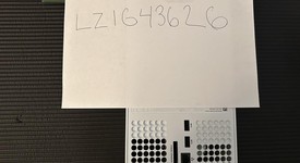 Mint
													Xbox Series X (2020) - Robot White, 1 TB, All-Digital, photo 5 of 8