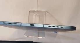 Mint
													Apple iPad 10th Gen - Unlocked, Blue, 64 GB, A2757, photo 3 of 6