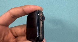 Good
													Apple Watch Series 5 44mm - Unlocked, Gray, A2095 Cellular, Aluminum, photo 4 of 6