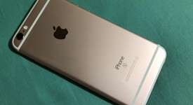 Mint
													Apple iPhone 6S - Unlocked, Rose Gold, 32 GB, A1633, photo 4 of 8