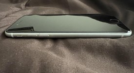 Good
													Apple iPhone SE 2nd Gen 2020 - Unlocked, White, 128 GB, A2275, photo 4 of 8