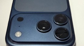 Mint
													Apple iPhone 17 Pro - AT&T, Deep Blue, 256 GB, A3256, photo 4 of 8