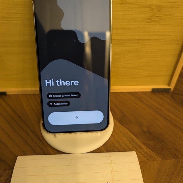 Google Pixel 10 Pro XL - Unlocked, 512 GB, Porcelain, GUL82