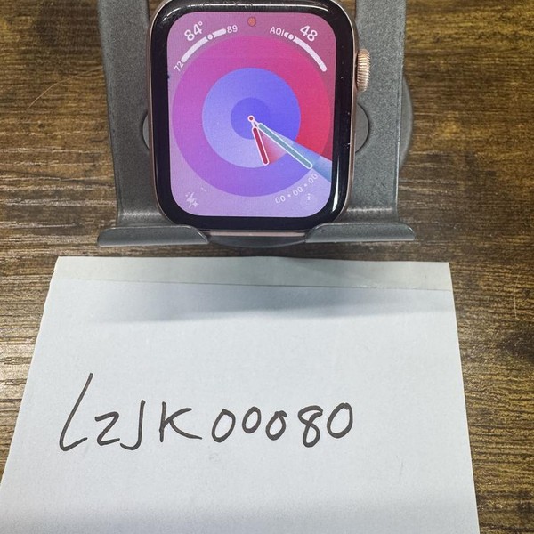 Apple Watch Series 4 44mm - Gold, A1978 - GPS, Aluminum