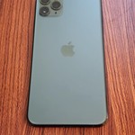 Good Apple iPhone 11 Pro Max - Unlocked, 64 GB, Green, A2161