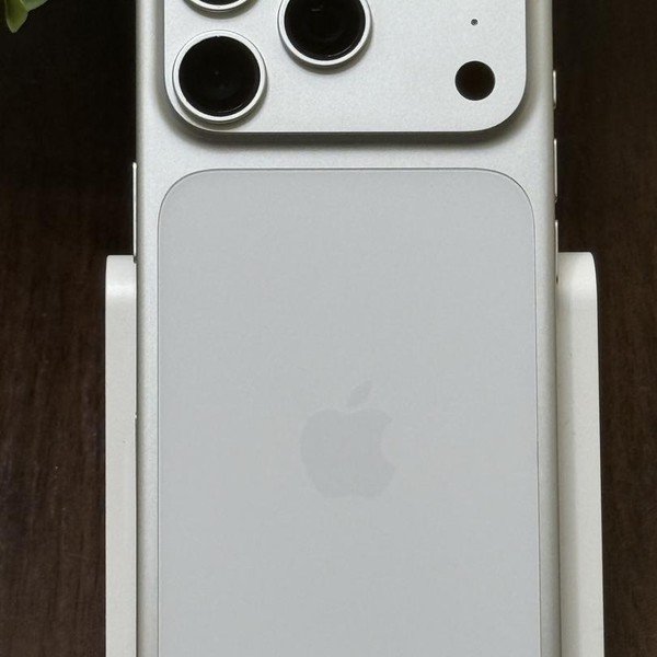 Apple iPhone 17 Pro - Unlocked, 256 GB, Silver, A3256