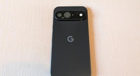 Mint
													Google Pixel 9 - Unlocked, Obsidian, 128 GB, 12 GB, G2YBB, photo 3 of 8