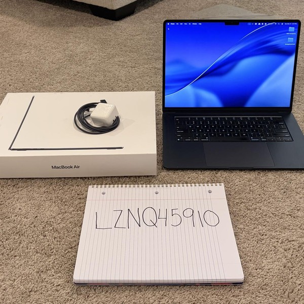 MacBook Air 2023 (M2) - 15 inch - 256 GB, Midnight, 8 GB, Apple M2