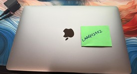 Good
													MacBook Air 2020 - 13" - Apple M1, Gray, 256 GB, 8 GB, photo 3 of 6