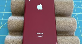 Mint
													Apple iPhone Xr - Unlocked, Red, 64 GB, A1984, photo 2 of 9