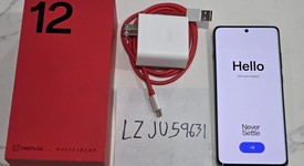 Mint
													OnePlus 12 - Unlocked, Green, 512 GB, 16 GB, CPH2583, photo 1 of 5