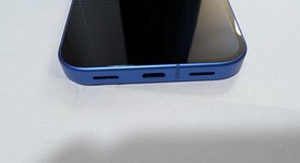 Mint
													Google Pixel 10 - Unlocked, Indigo, 128 GB, GLBW0, photo 4 of 9