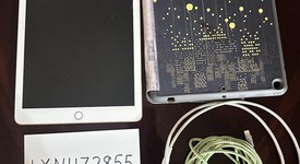 Mint
													Apple iPad 6th Gen - Wi-Fi, Gold, 32 GB, A1893, photo 1 of 9