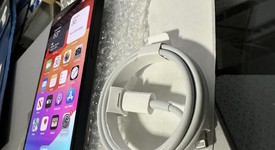 Mint
													Apple iPhone 13 - Unlocked, Midnight, 128 GB, A2482, photo 4 of 7