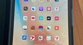 Mint
													Apple iPad 8th Gen - Wi-Fi, Gray, 128 GB, A2270, photo 1 of 8