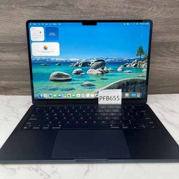MacBook Air 2022 (M2) - 13 inch - 256 GB, Midnight, 8 GB, Apple M2