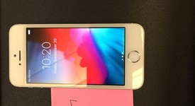 Good
													Apple iPhone SE 1st Gen 2016 - Unlocked, Silver, 16 GB, A1723, photo 4 of 4