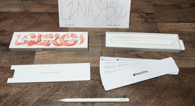 Mint
													Apple Pencil Pro, photo 1 of 3