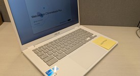 Mint
													ASUS Chromebook Plus CX3402 14" - I5, Pearl White, 128 GB, 8 GB, photo 6 of 6