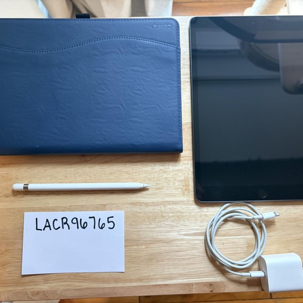 Apple iPad 9th Gen - Wi-Fi, 64 GB, Gray, A2602