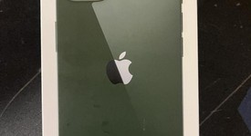 Mint
													Apple iPhone 13 - Unlocked, Green, 128 GB, A2482, photo 3 of 12
