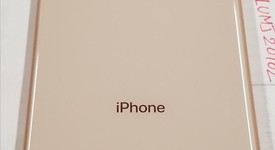 Good
													Apple iPhone 8 - Unlocked, Gold, 64 GB, A1905, GSM, photo 5 of 5