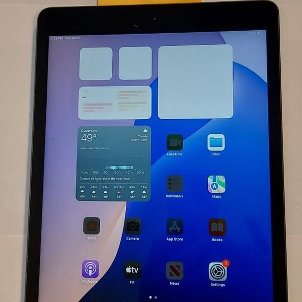 Apple iPad (7th Gen) - Wi-Fi, 32 GB, Gray, A2197