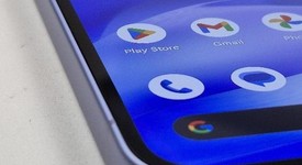 Good
													Google Pixel 9a - Unlocked, Iris, 128 GB, 8 GB, photo 3 of 7