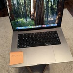 Fair MacBook Pro 2021 - 16 inch - 1 TB, Gray, 16 GB, Apple M1 Pro 10-core