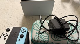 Good
													Nintendo Switch - OLED - White, 64 GB, photo 5 of 10