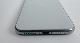 Good
													Apple iPhone 11 Pro - Unlocked, Silver, 256 GB, A2160, photo 3 of 8