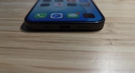 Mint
													Apple iPhone 15 - Unlocked, Black, 128 GB, A2846, photo 3 of 9