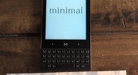 Mint
													Minimal Phone - Unlocked, Onyx, 256 GB, 8 GB, photo 2 of 5
