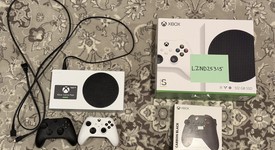 Mint
													Xbox Series S (2020) - White, 512 GB, photo 1 of 7