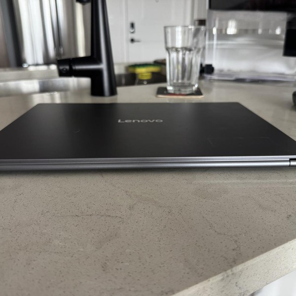 Lenovo Laptop