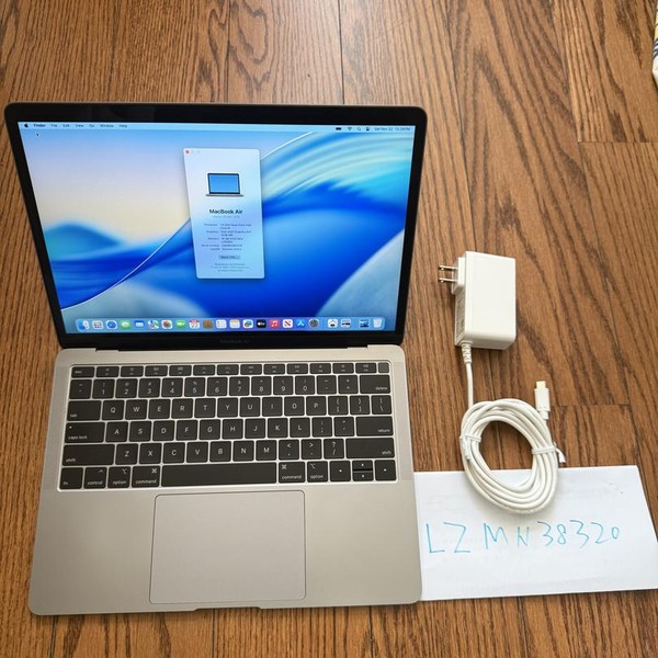 MacBook Air 2018 - 13 inch - 512 GB, Gray, 16 GB, Intel Core i5
