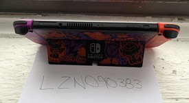 Mint
													Nintendo Switch - OLED - Violet, 64 GB, Pokemon Scarlet & Violet, photo 5 of 11