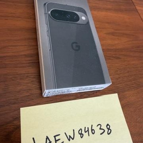 Google Pixel 10 - T-Mobile, 128 GB, Obsidian, GLBW0