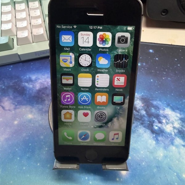Apple iPhone 5S - AT&T, 16 GB, Gray, A1533