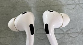 Used
													Apple AirPods Pro 2nd Gen - USB-C, photo 4 of 5