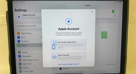 Good
													Apple iPad Air 5th Gen - Wi-Fi, Blue, 64 GB, A2588, photo 3 of 9