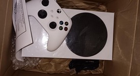 Mint
													Xbox Series S (2020) - White, 512 GB, photo 1 of 2