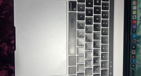 Good
													MacBook Pro 2017 (With Touch Bar) - 15" - I7, Gray, 2 TB, 16 GB, photo 2 of 7