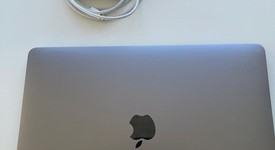 Fair
													MacBook Pro 2020 - 13" - I5, Gray, 512 GB, 16 GB, photo 4 of 11