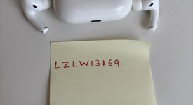 Used
													Apple AirPods Pro - Wireless Case, photo 3 of 3