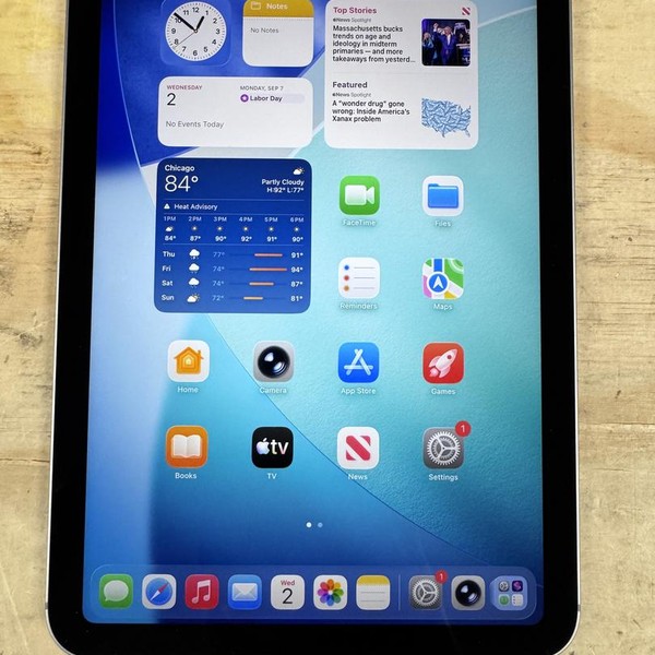 Apple iPad Mini (7th Gen) - Unlocked, 128 GB, Gray, A2995